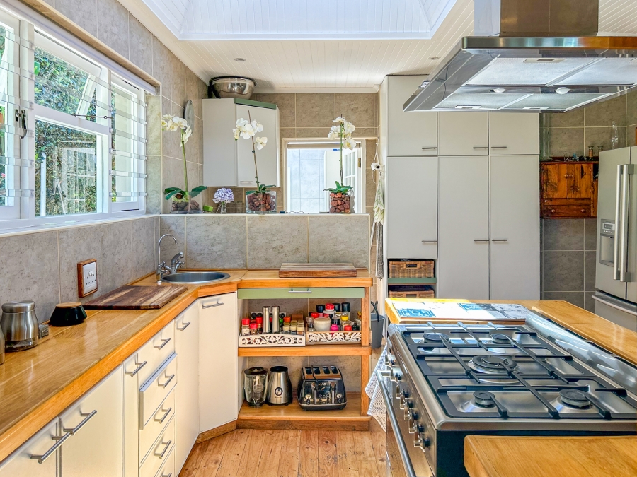 3 Bedroom Property for Sale in Heuwelkruin Western Cape